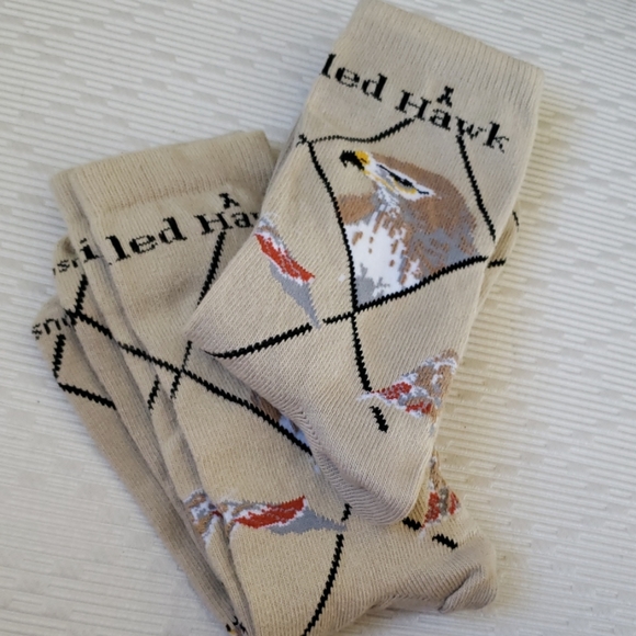 RED TAILED HAWK socks - Picture 5 of 5